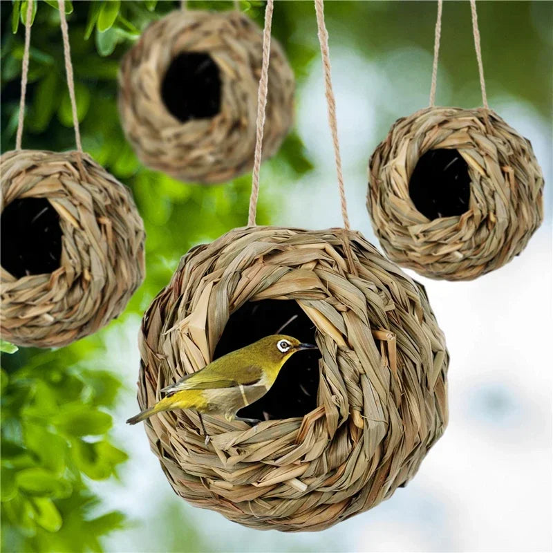 Straw Weaving Bird Nest House Reed Grass Hanging Outdoor Birdhouse