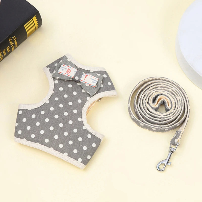 XLeiPet Gentleman Rabbit Cat Vest Harness With Bow Tie Leash